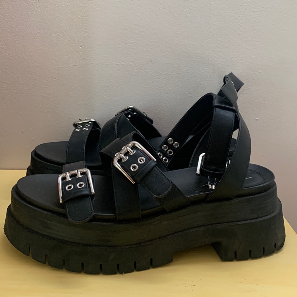 Platform Buckled Sandals